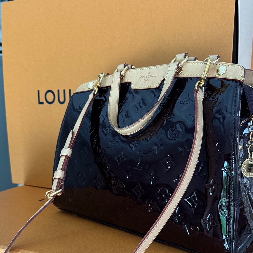 Louis Vuitton Black Patent Leather Shoulder Bag
